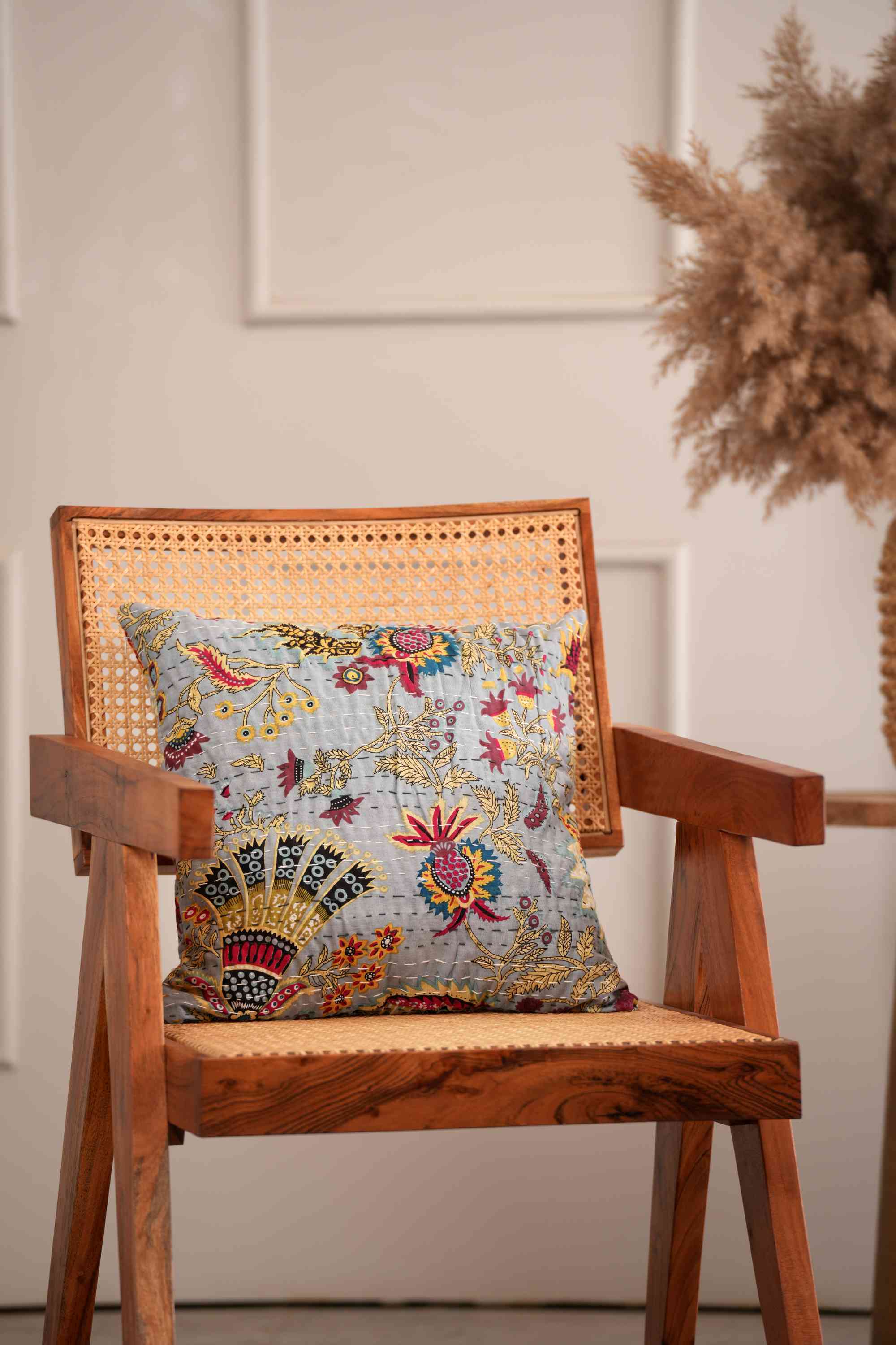 Handmade Cotton Flower Printed Kantha Cushion Cover Grey