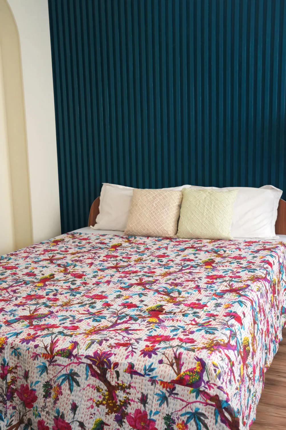 White Kantha Quilt with Bird and Flower Motifs, Hand Stitched Indian Vintage Bedspread, Reversible Boho Decor