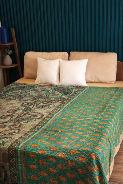 Handmade Green Cotton Vintage kantha Quilt